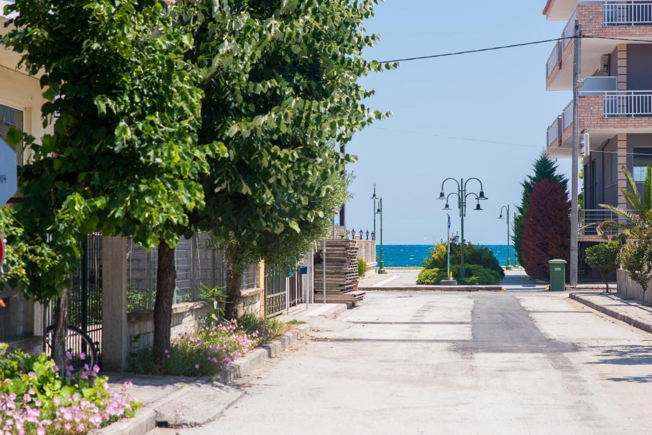 Villa Alexandra Sun Vrasná Buitenkant foto